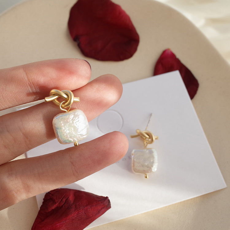 Natural pearl earrings - Kaldas Online Shopping