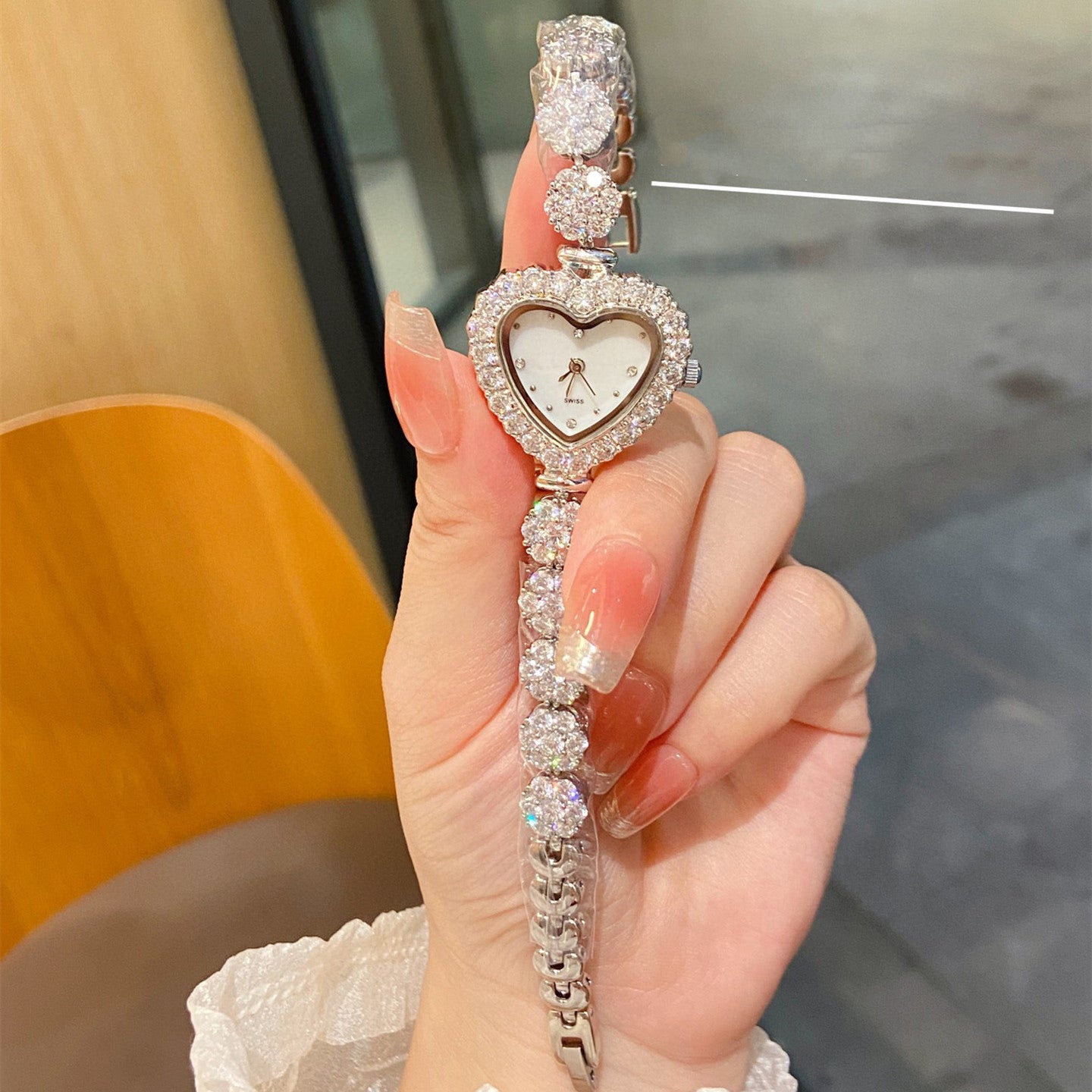 Women's Casual Diamond Fishbone Watch