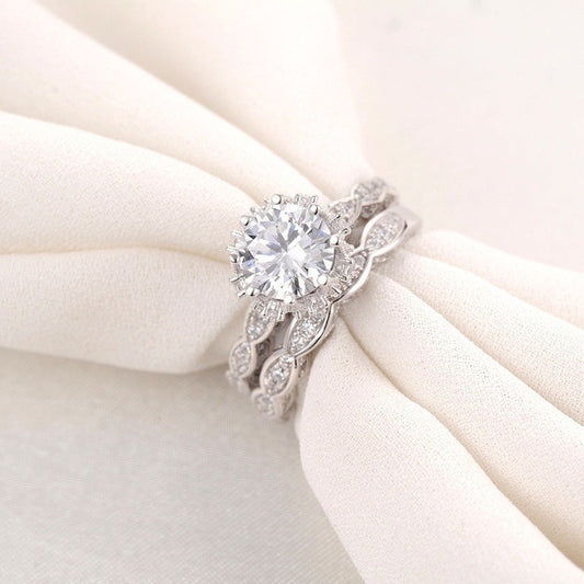 Royal zircon ring - Kaldas Online Shopping