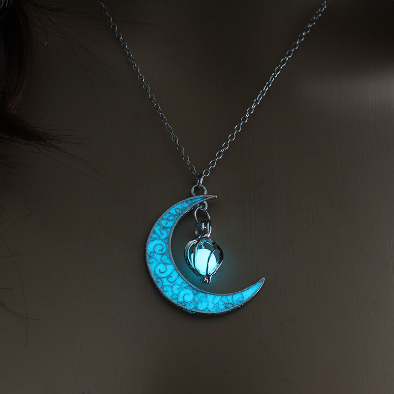 Glowing Pendant Necklaces Silver Plated Chain Necklace - Kaldas Online Shopping