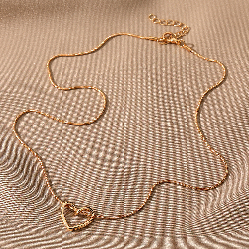 Hollow Heart Necklace - Kaldas Online Shopping