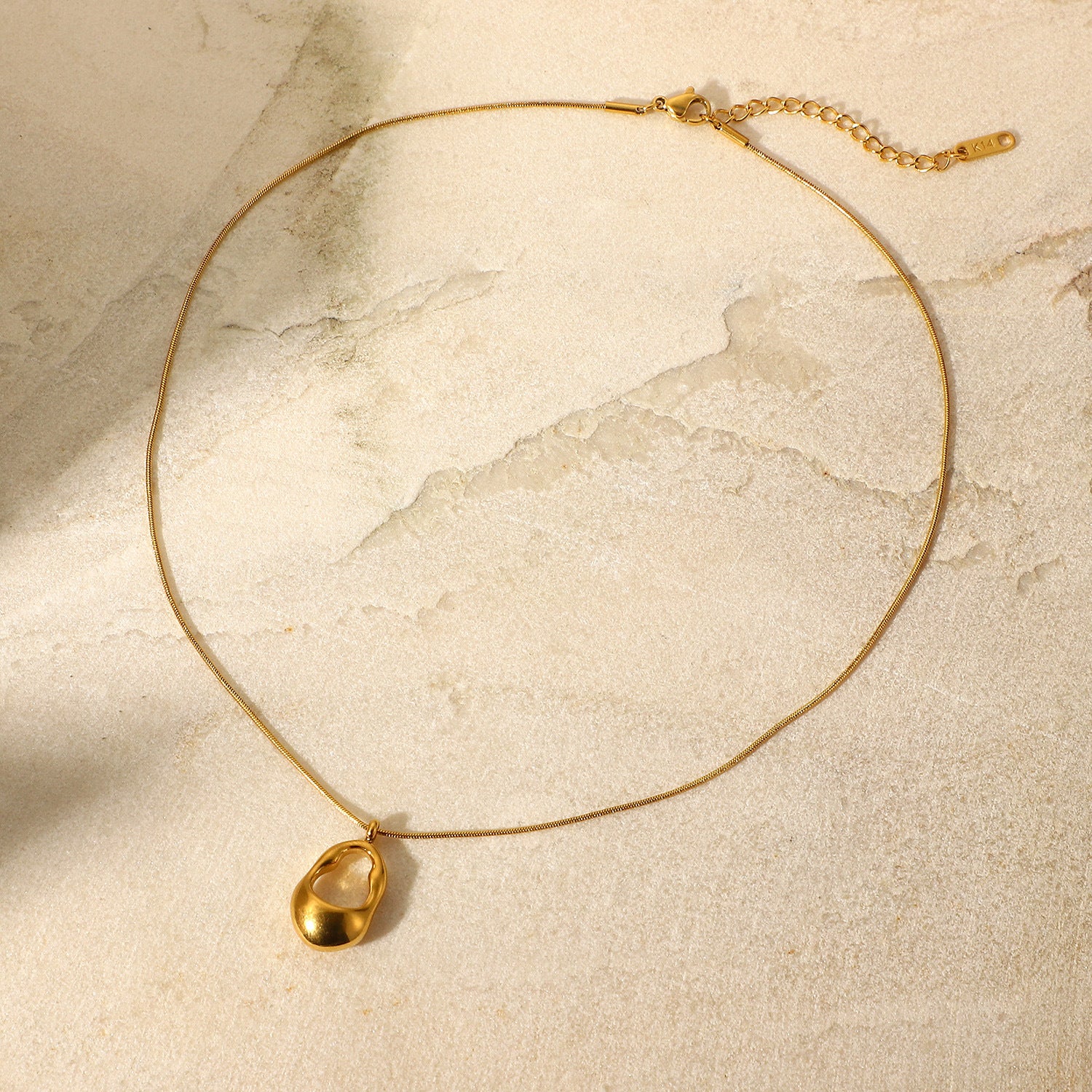 Stainless Steel Hollow Oval Necklace - Kaldas Online Shopping
