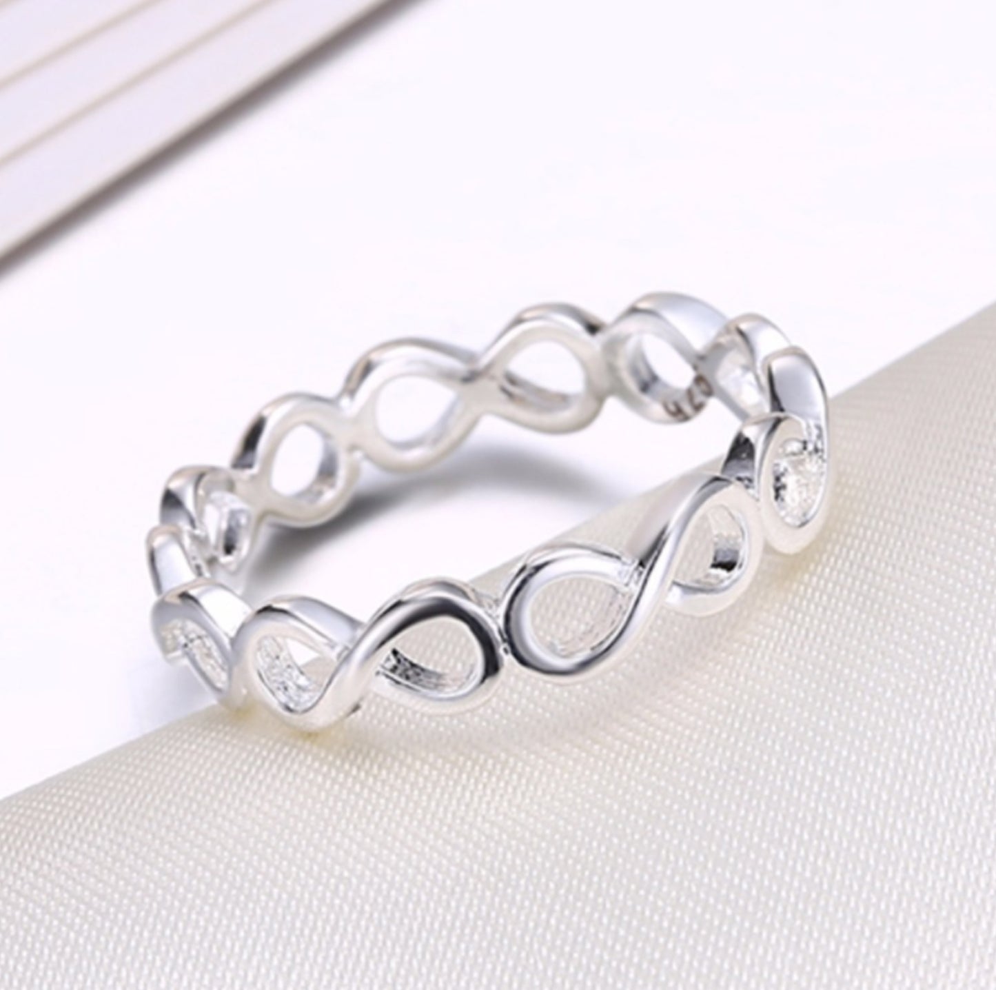 Simple Hollow Ring - Kaldas Online Shopping