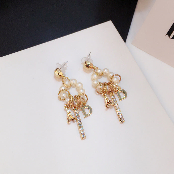 Pearl D-shaped earrings - Kaldas Online Shopping