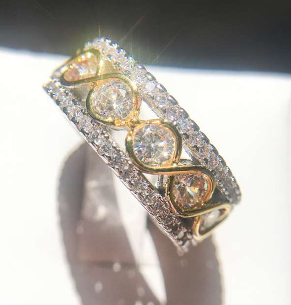 Elegant Female Zircon Stone Ring - Kaldas Online Shopping