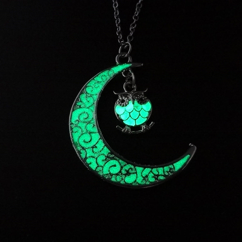 Glowing Pendant Necklaces Silver Plated Chain Necklace - Kaldas Online Shopping