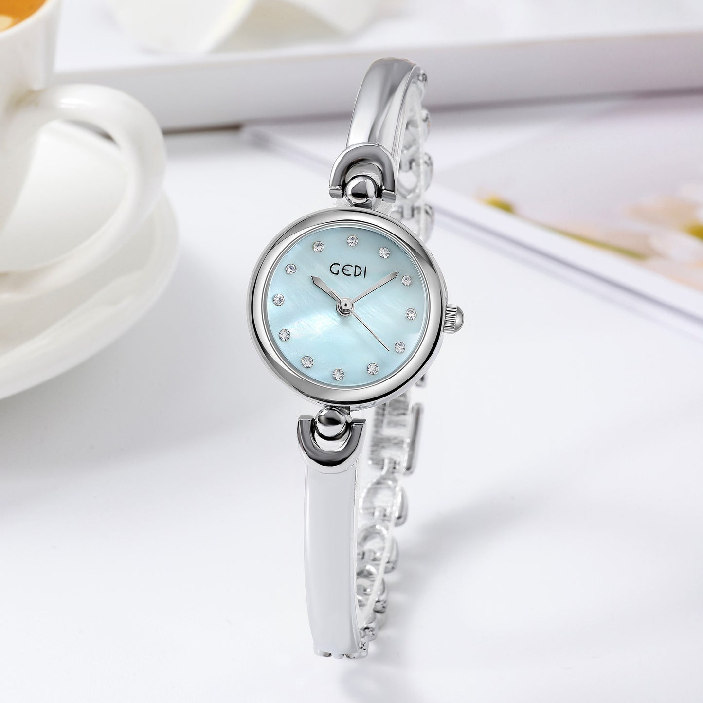 Exquisite Round Dial Bangle Quartz Watch - Kaldas Online Shopping