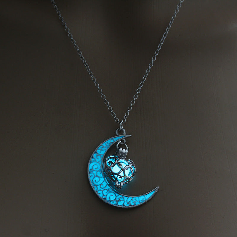 Glowing Pendant Necklaces Silver Plated Chain Necklace - Kaldas Online Shopping