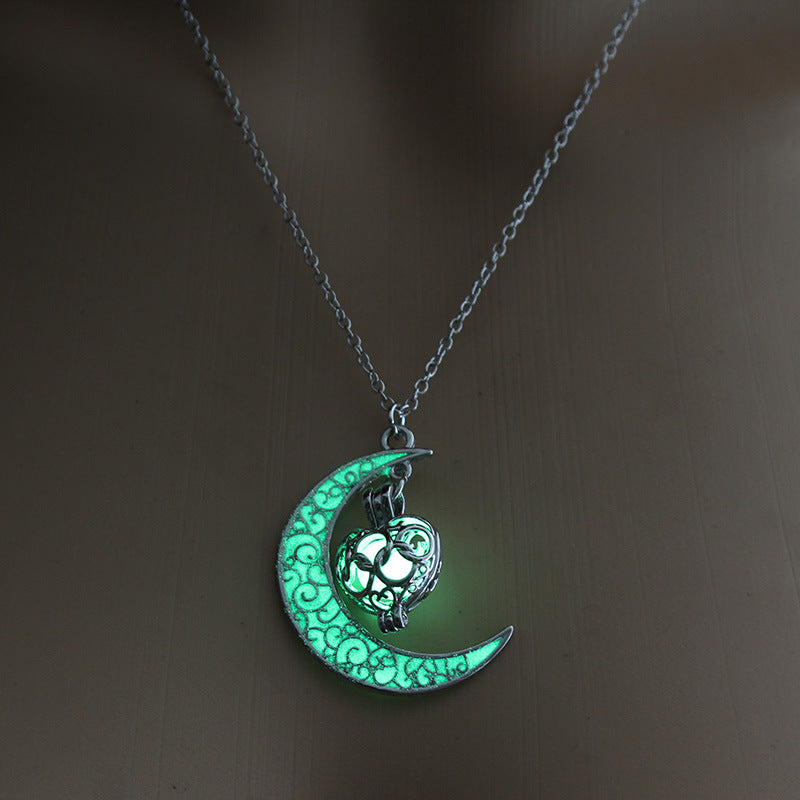 Glowing Pendant Necklaces Silver Plated Chain Necklace - Kaldas Online Shopping